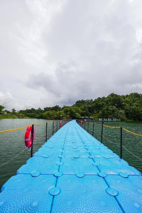 Roxy Tasik Biru Resort City Bau Zewnętrze zdjęcie