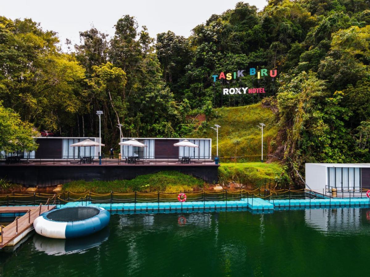 Roxy Tasik Biru Resort City Bau Zewnętrze zdjęcie
