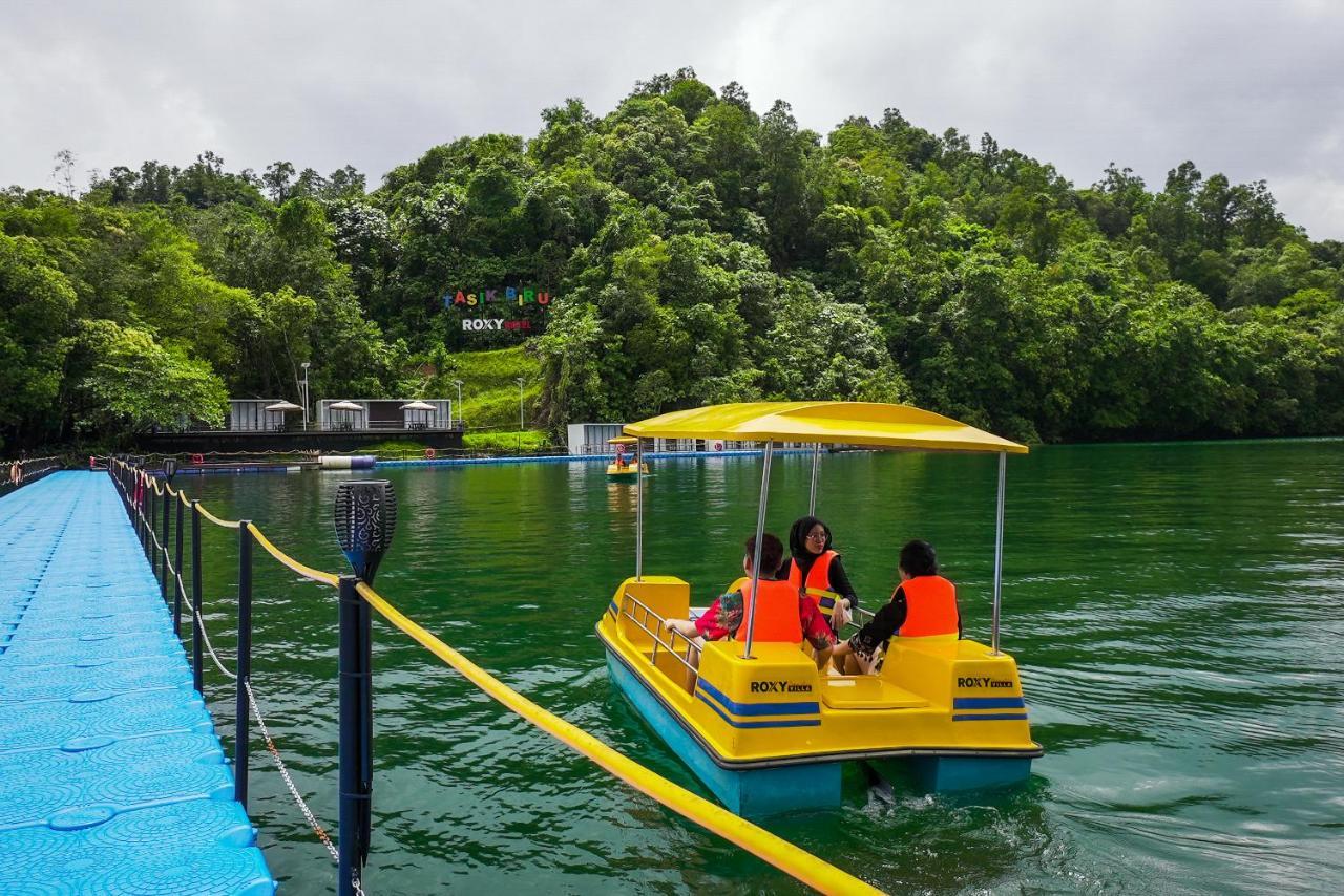 Roxy Tasik Biru Resort City Bau Zewnętrze zdjęcie