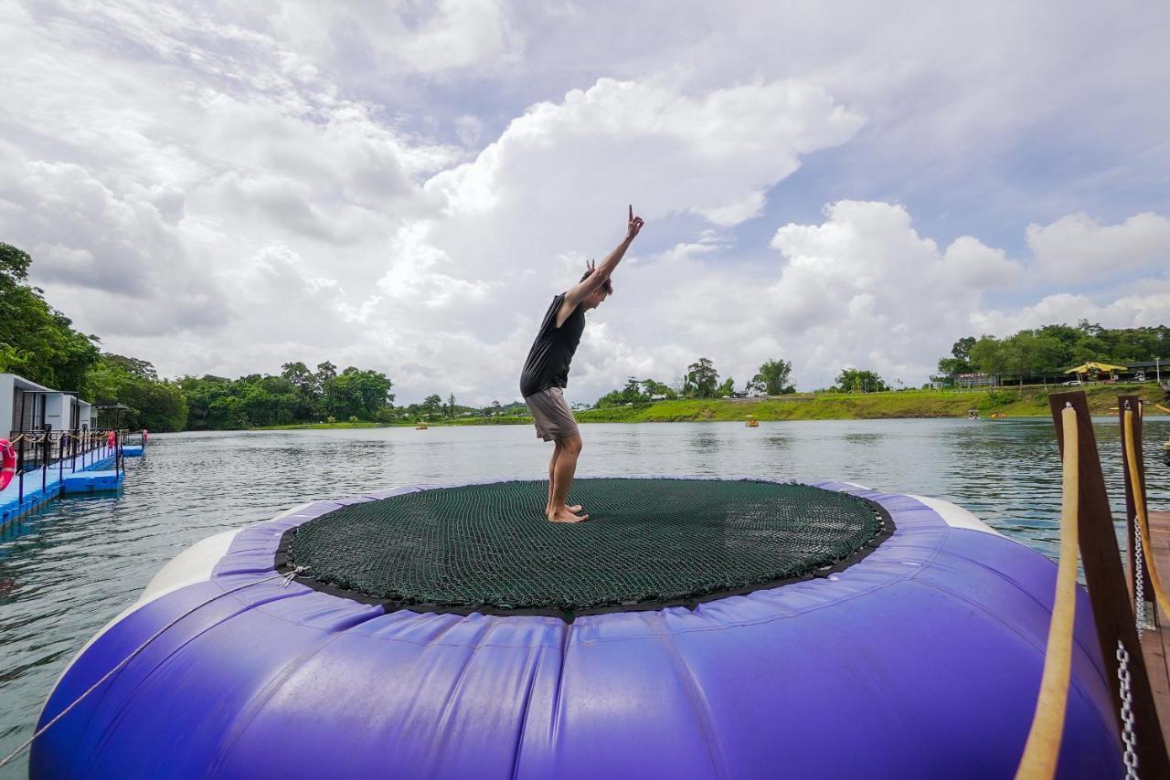 Roxy Tasik Biru Resort City Bau Zewnętrze zdjęcie